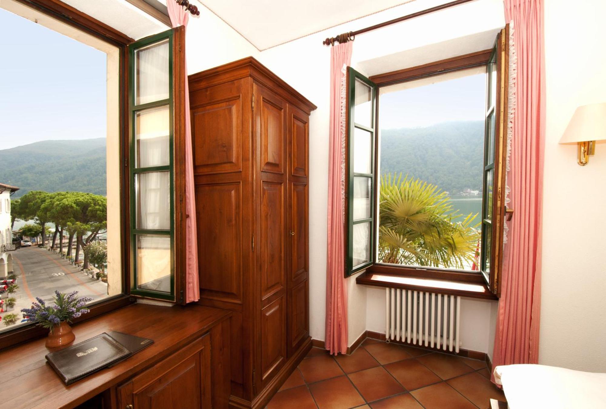 Albergo Ristorante Della Posta Morcote Bagian luar foto