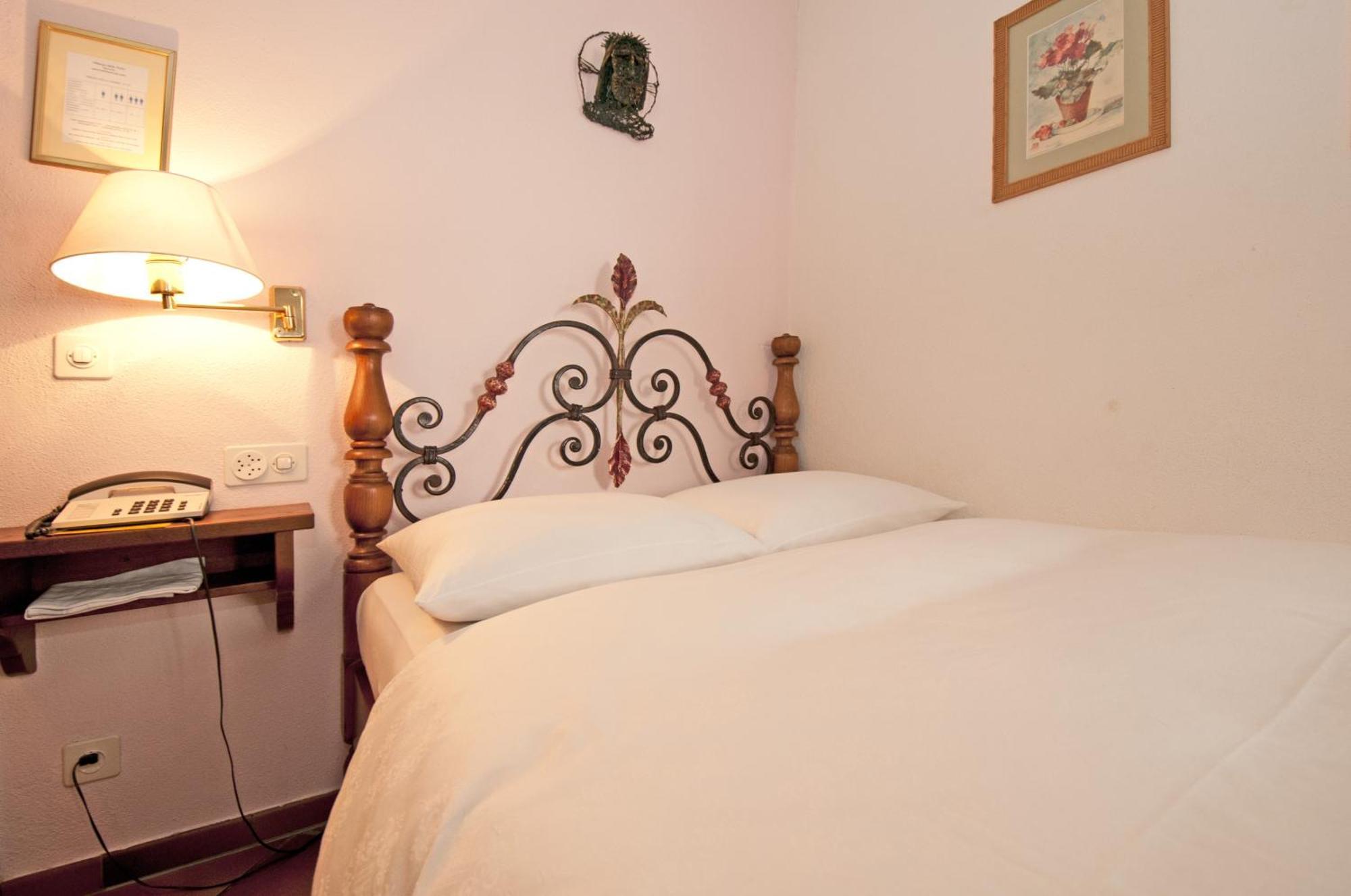 Albergo Ristorante Della Posta Morcote Bagian luar foto