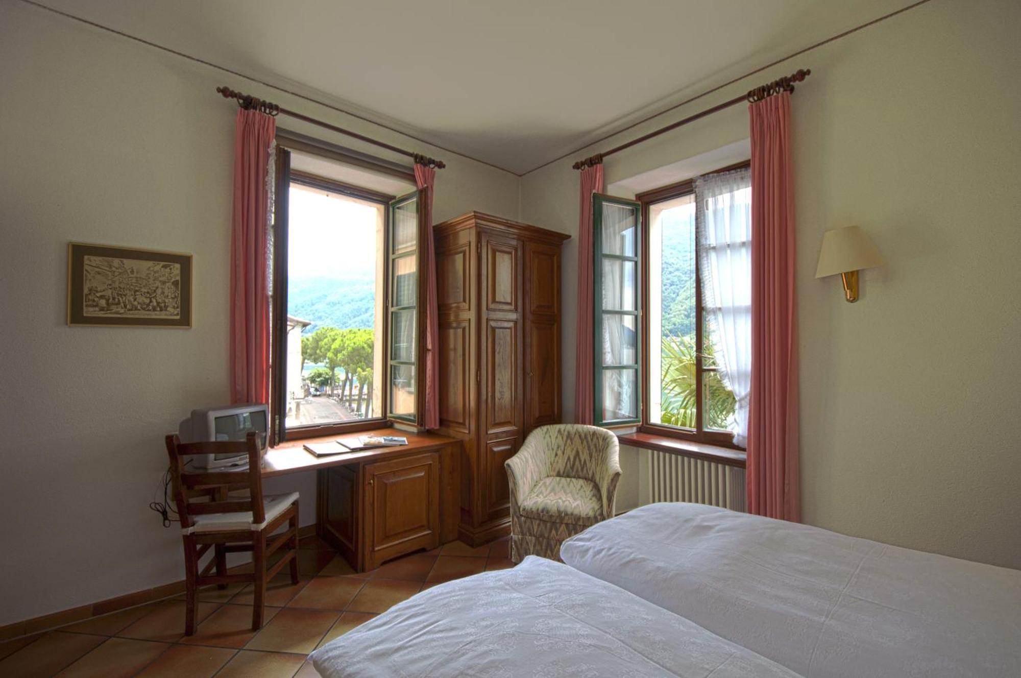 Albergo Ristorante Della Posta Morcote Bagian luar foto